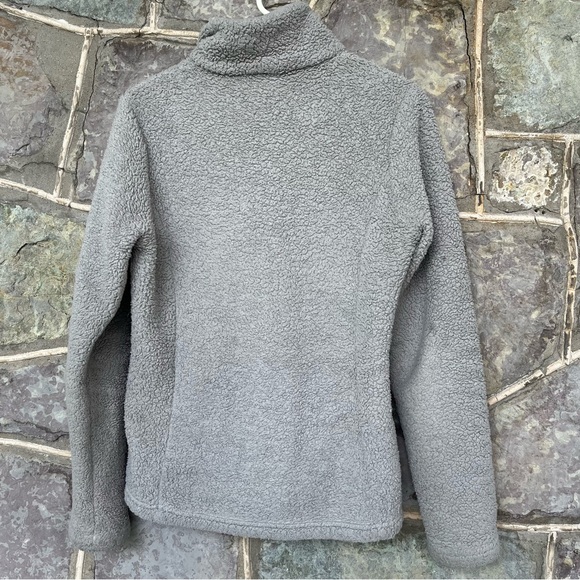 Patagonia quarter zip pullover - Picture 3 of 5